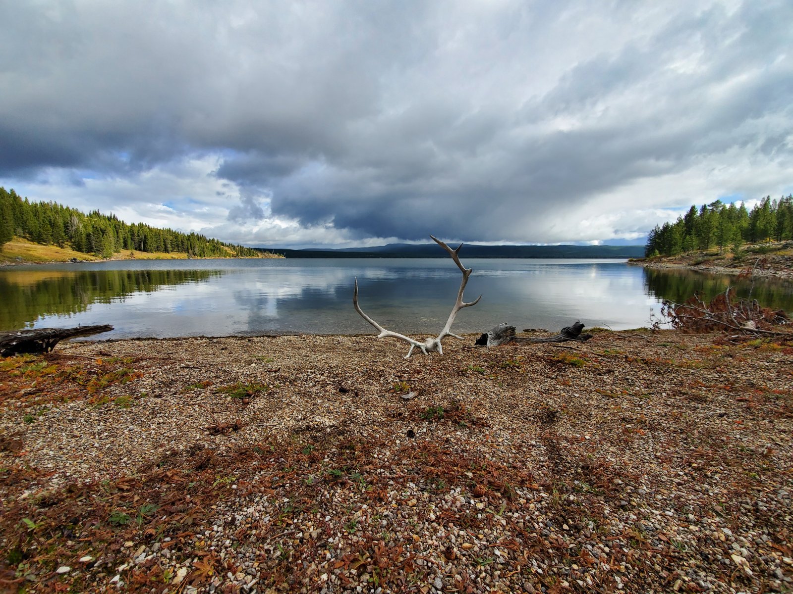 Took a quick lunch break at Basin Creek Lake.