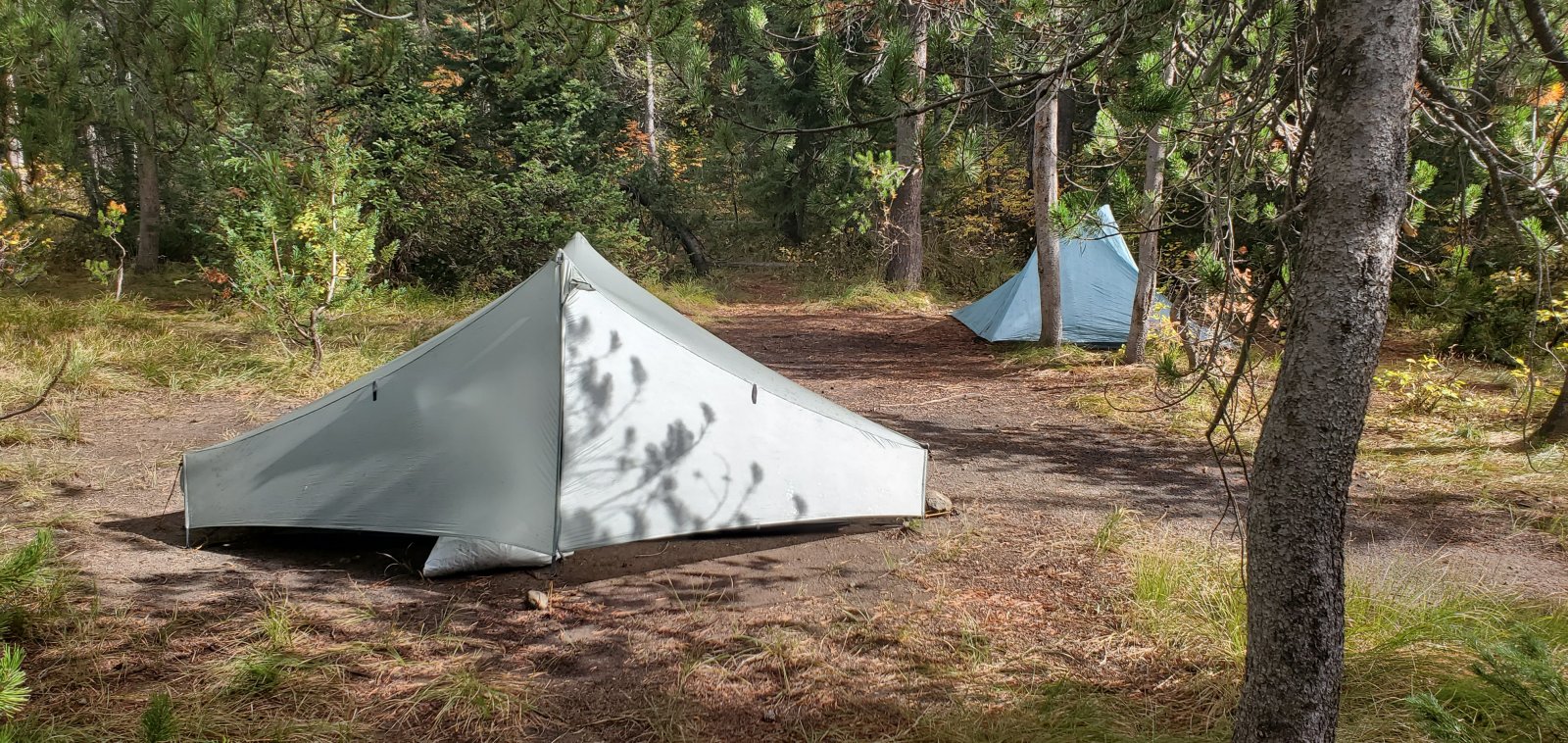 We set up camp nice and early, but the day wasn't over yet. Even though 
we'd be passing by again in the morning, we wanted to go check out Union
 Falls.