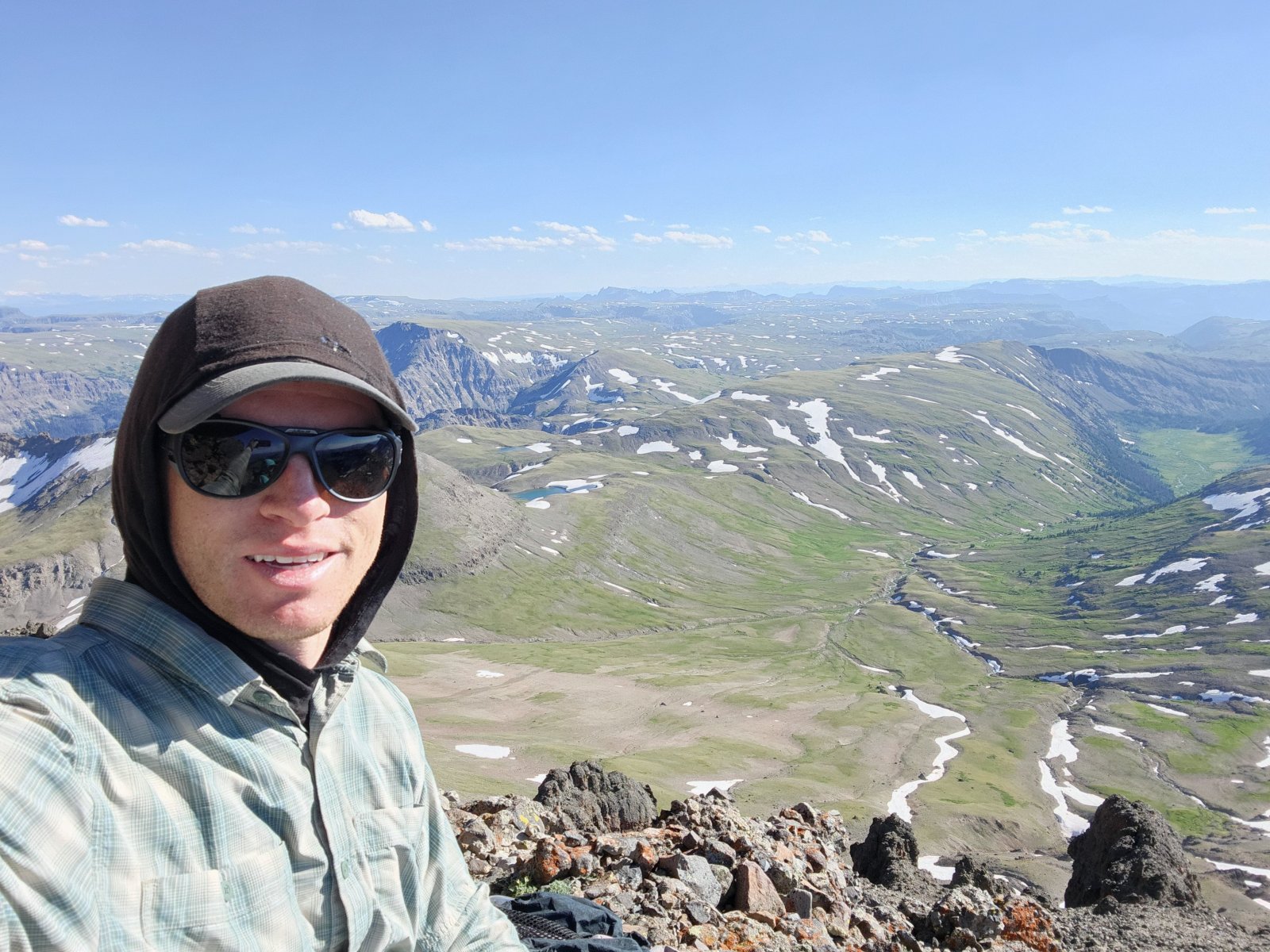 So... we didn't technically make the summit. Stopped about 50' shy, 
because it was just too sketchy. But the views were fantastic 
nonetheless.