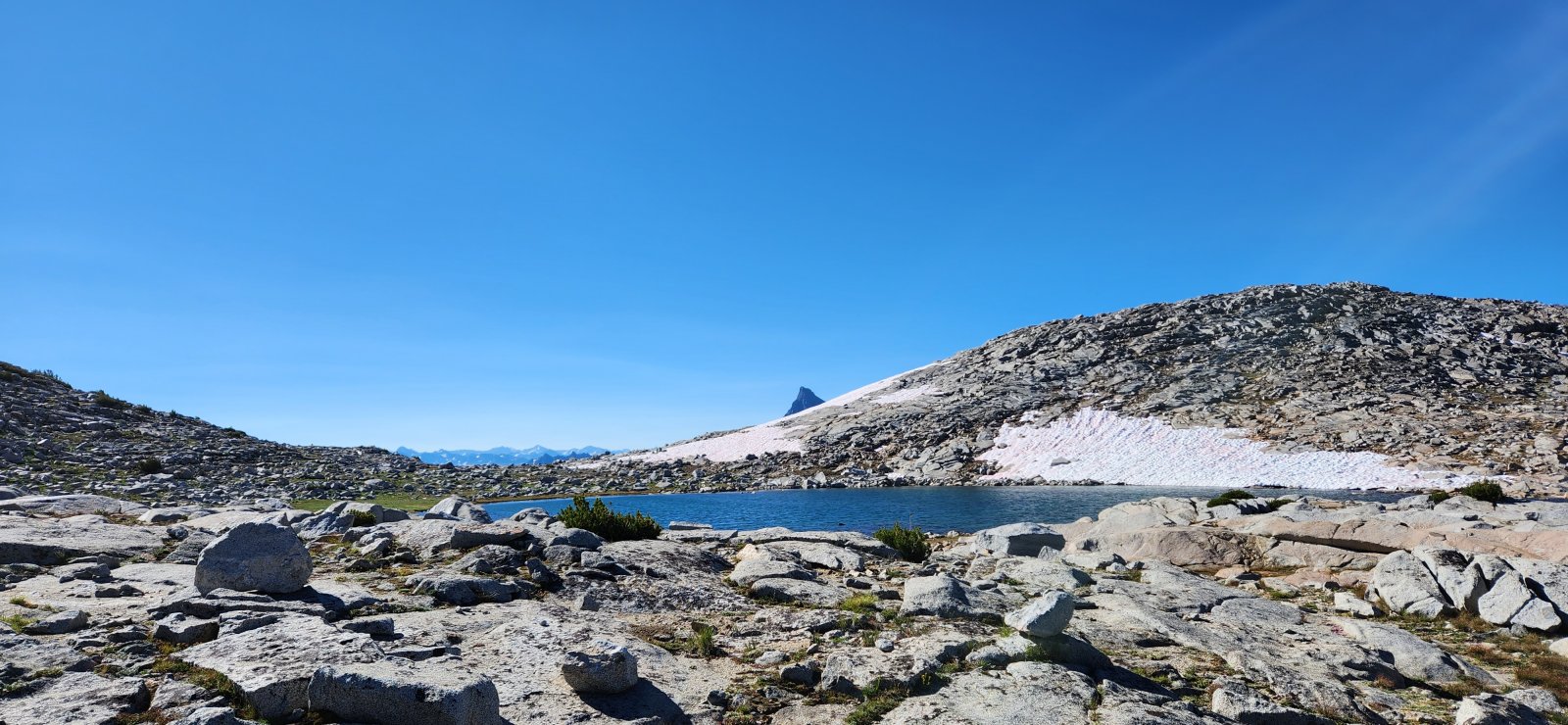 Unnamed lake just below Donahue Peak - pretty cool spot, but windy.