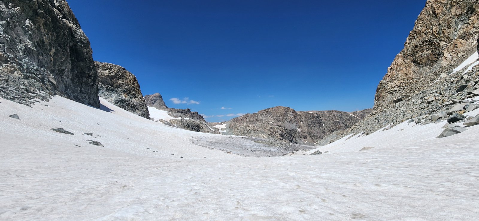 After our break at Dinwoody Creek it was time to head up West Sentinel Pass to Gannett Glacier.