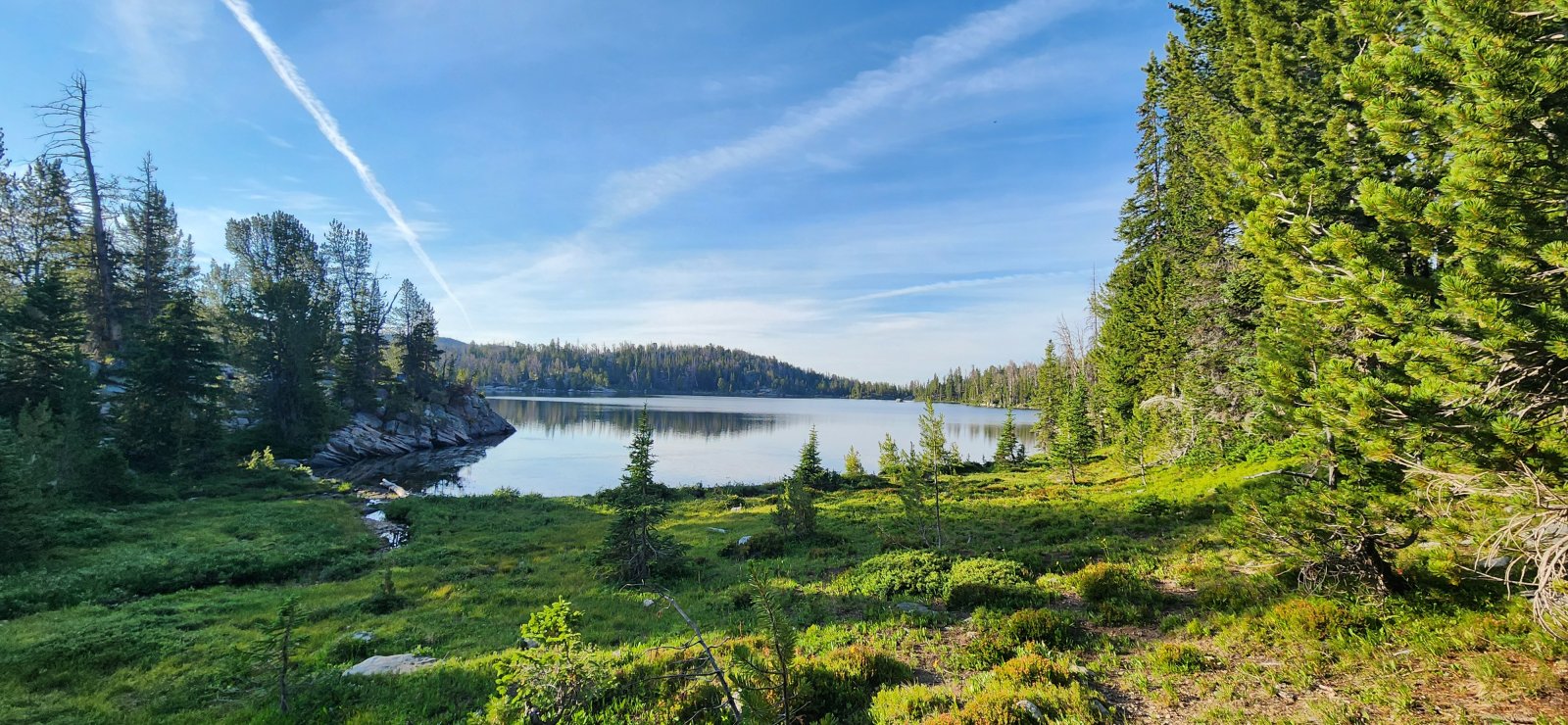 The largest of Bridger Lakes. Any semblance of a trail disappeared here - as expected.