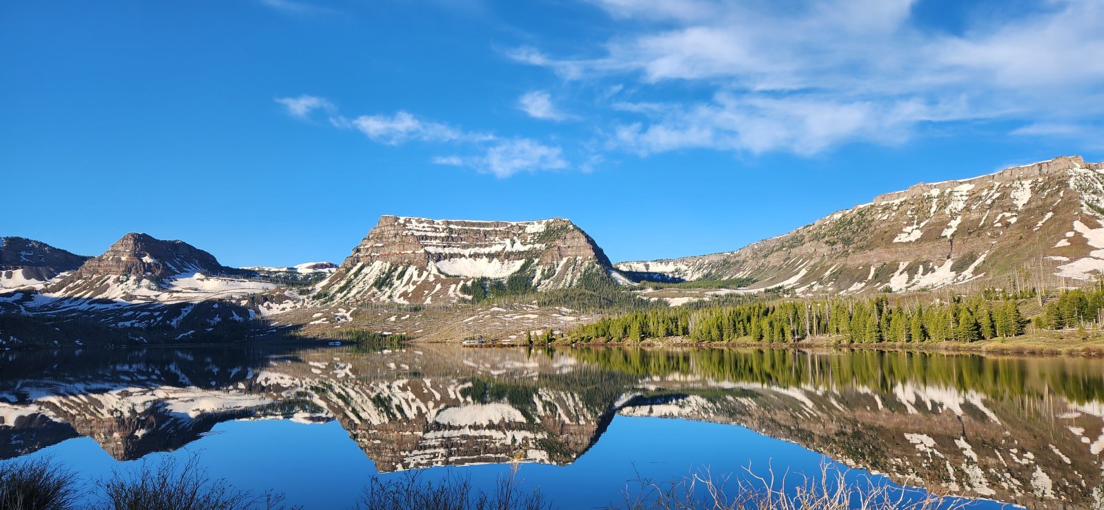 I got a reasonably early start - thanks to being just a couple weeks 
before the summer solstice, I knew I had plenty of time to work with. 
The weather was fantastic as I circled Trappers Lake towards Little 
Trappers Lake.
