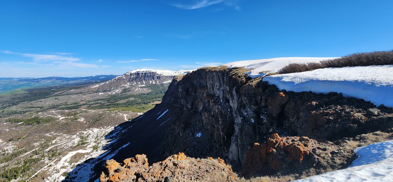 The going was still pretty easy along the ridge, but started slowing at this point.