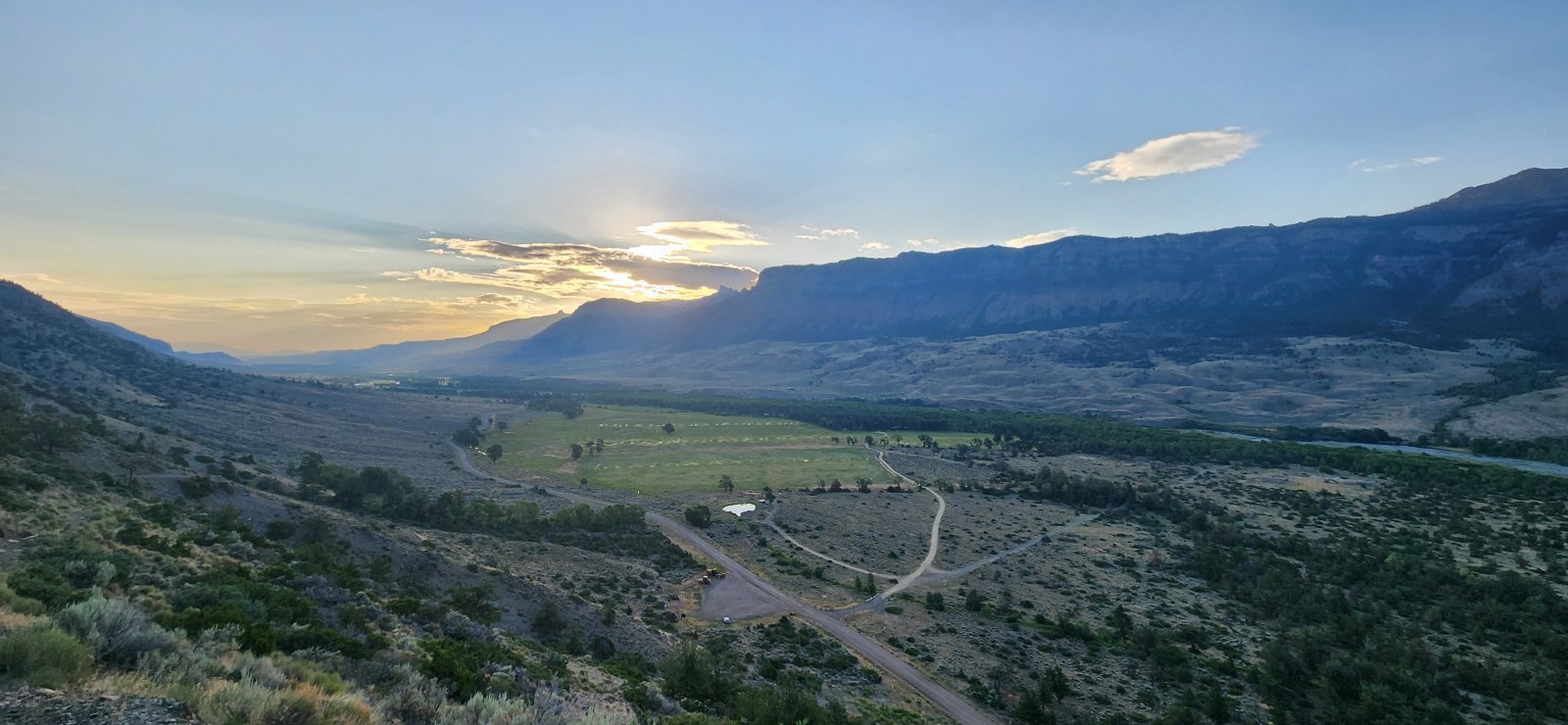 We got a fairly early start - hoping to avoid too much direct sun on the
 lower, steeper section. I think this was a pretty good call. No other 
cars at the trailhead.
