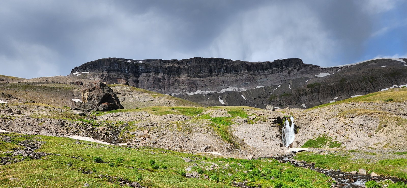 The weather was getting a little bit moody, giving the unnamed peak an ominous vibe. And is that*another*waterfall?