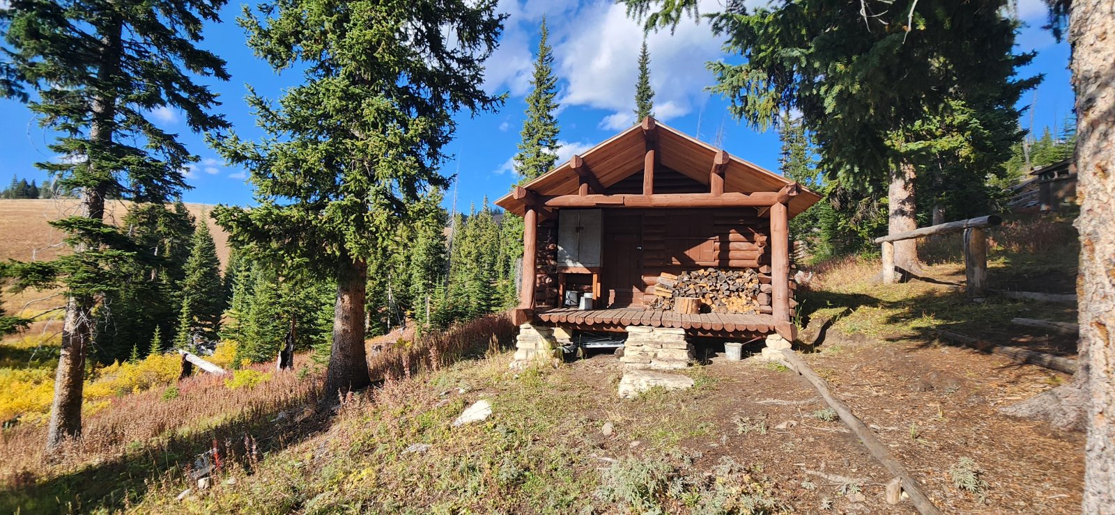 Buffalo Plateau Patrol Cabin. Nobody home.