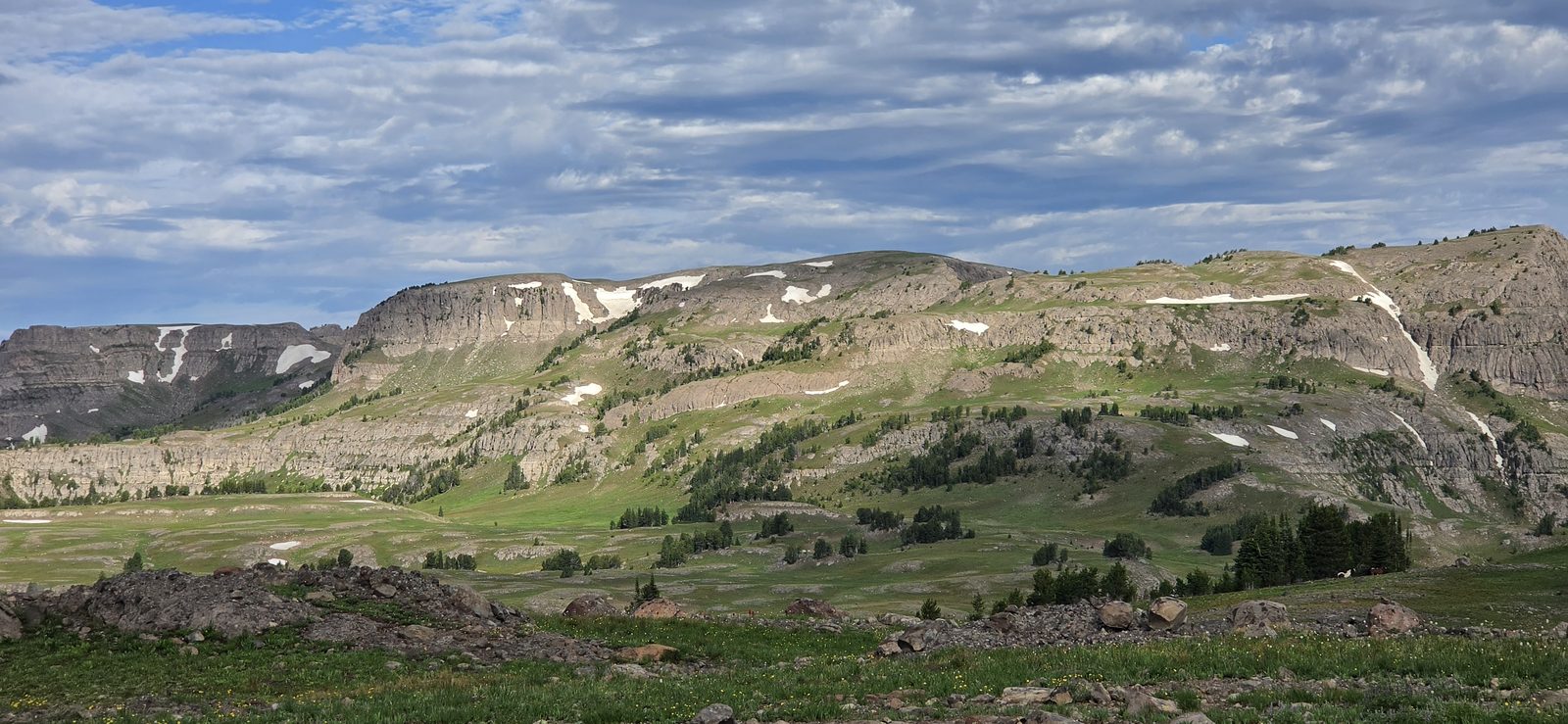 This plateau was stunning though - I'd love to come back and camp up here one day. It's probably pretty bleak by August/September without the snowfields though.